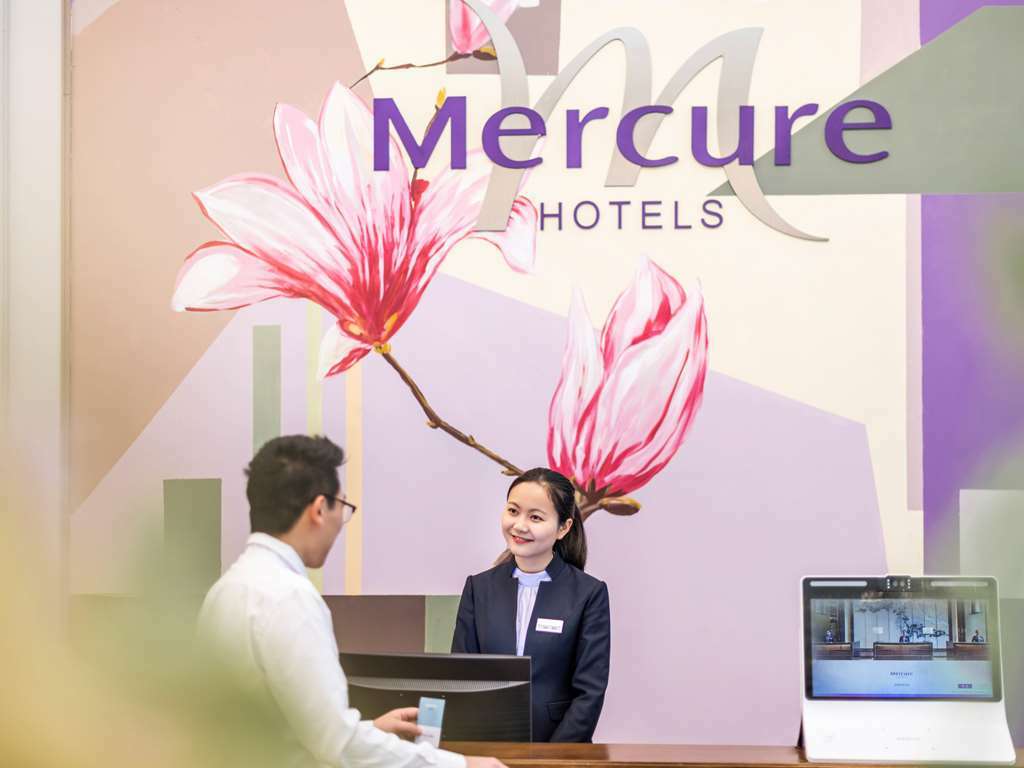 Mercure Hongqiao Airport Qixin 4*